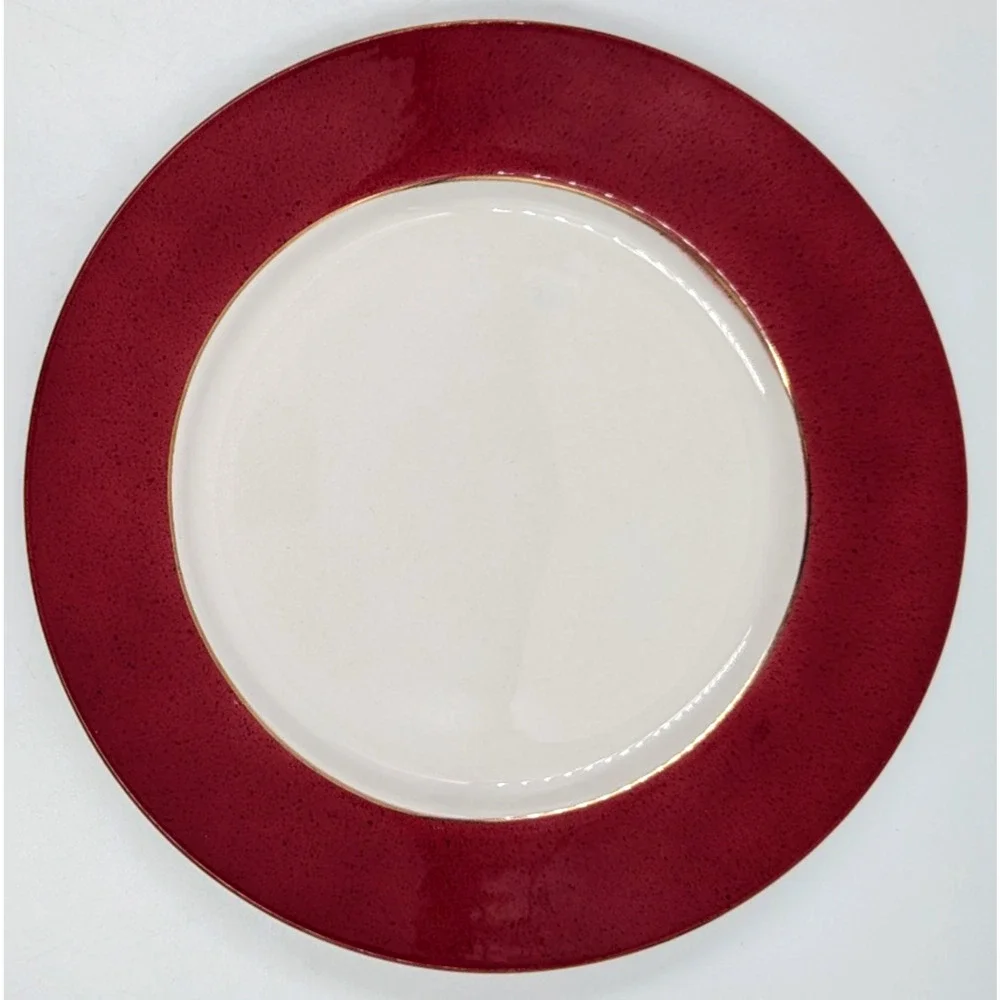 Nikko Riviera Red Dinner Plates 10 1/8